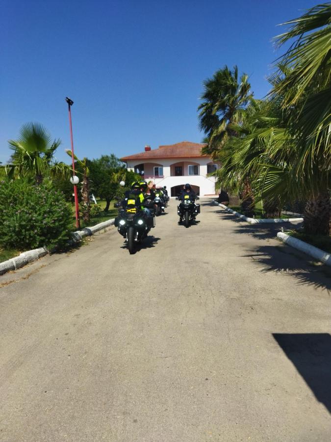 B. & B. Villa Giada Marina di Ginosa ภายนอก รูปภาพ